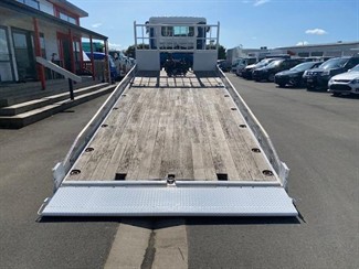 2013 Nissan Condor - Thumbnail