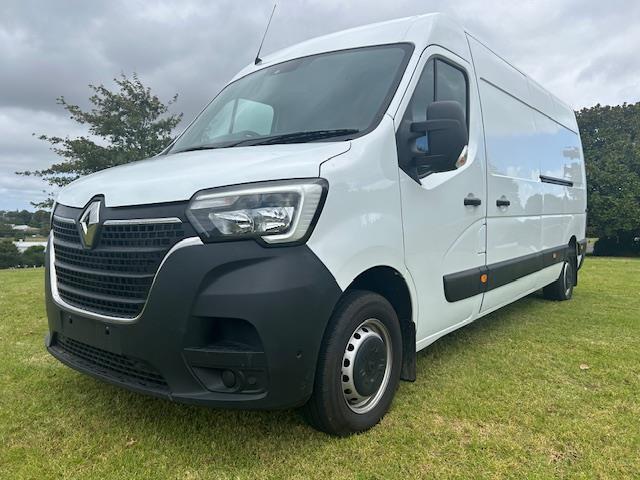 2023 Renault Master