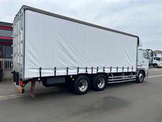 2009 Mitsubishi Fuso - Thumbnail