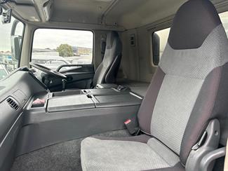 2009 Mitsubishi Fuso - Thumbnail