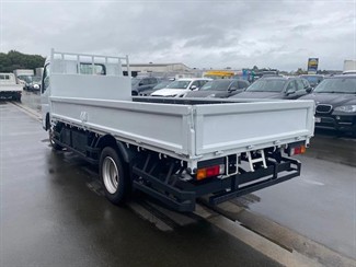 2018 Mitsubishi Canter - Thumbnail