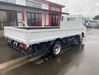 2018 Mitsubishi Canter - Thumbnail
