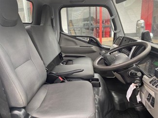 2018 Mitsubishi Canter - Thumbnail