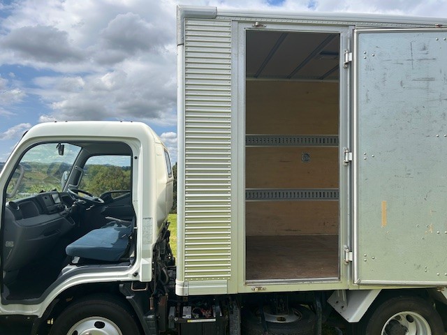 2016 Mitsubishi Canter