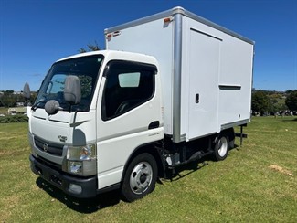 2020 Mitsubishi Canter - Thumbnail