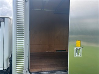 2018 Isuzu Elf - Thumbnail