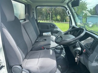 2018 Isuzu Elf - Thumbnail