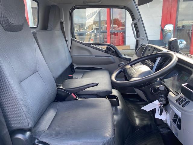 2018 Mitsubishi Canter