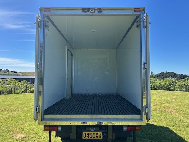 2020 Mitsubishi Canter