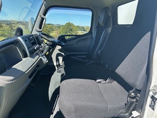 2020 Mitsubishi Canter - Thumbnail