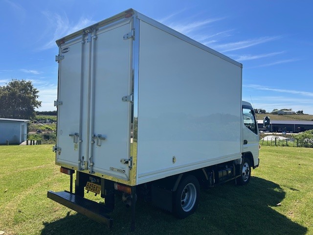 2020 Mitsubishi Canter