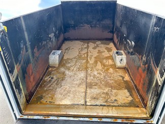 2017 Isuzu Elf - Thumbnail