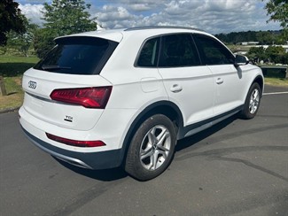 2017 Audi Q5 - Thumbnail