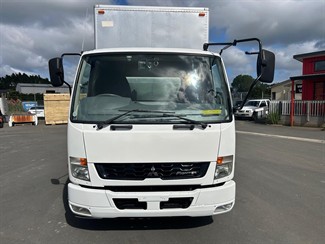 2015 Mitsubishi Fuso - Thumbnail
