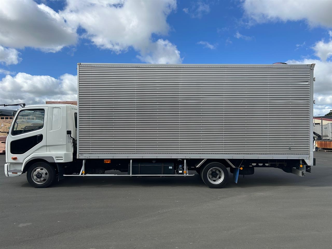 2015 Mitsubishi Fuso